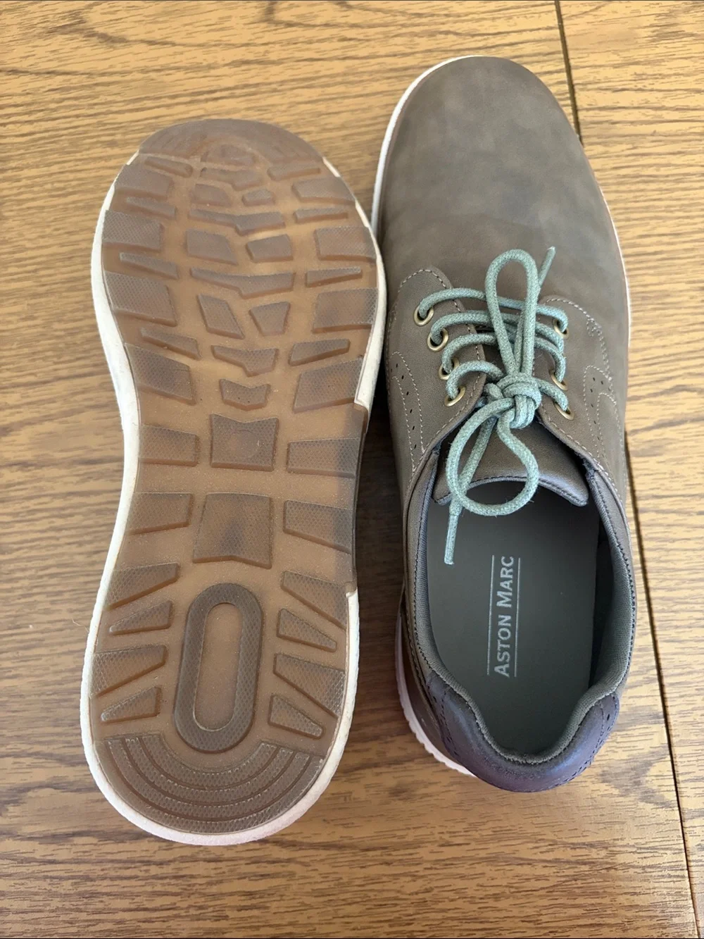 Men's Taupe Casual Sneakers